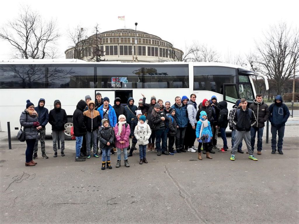 27912709_1772344142822566_651467844693850546_o