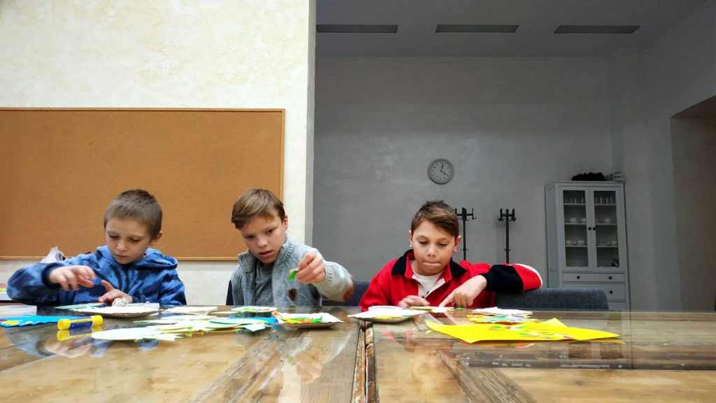 73342903_419268592307934_2276415366475284480_n